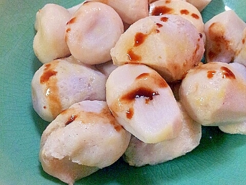 皮ごと茹でてつるんと剥く✿里芋のお醤油がけ❤